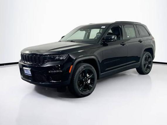 JEEP GRAND CHEROKEE 2023 1C4RJHBG3PC517735 image
